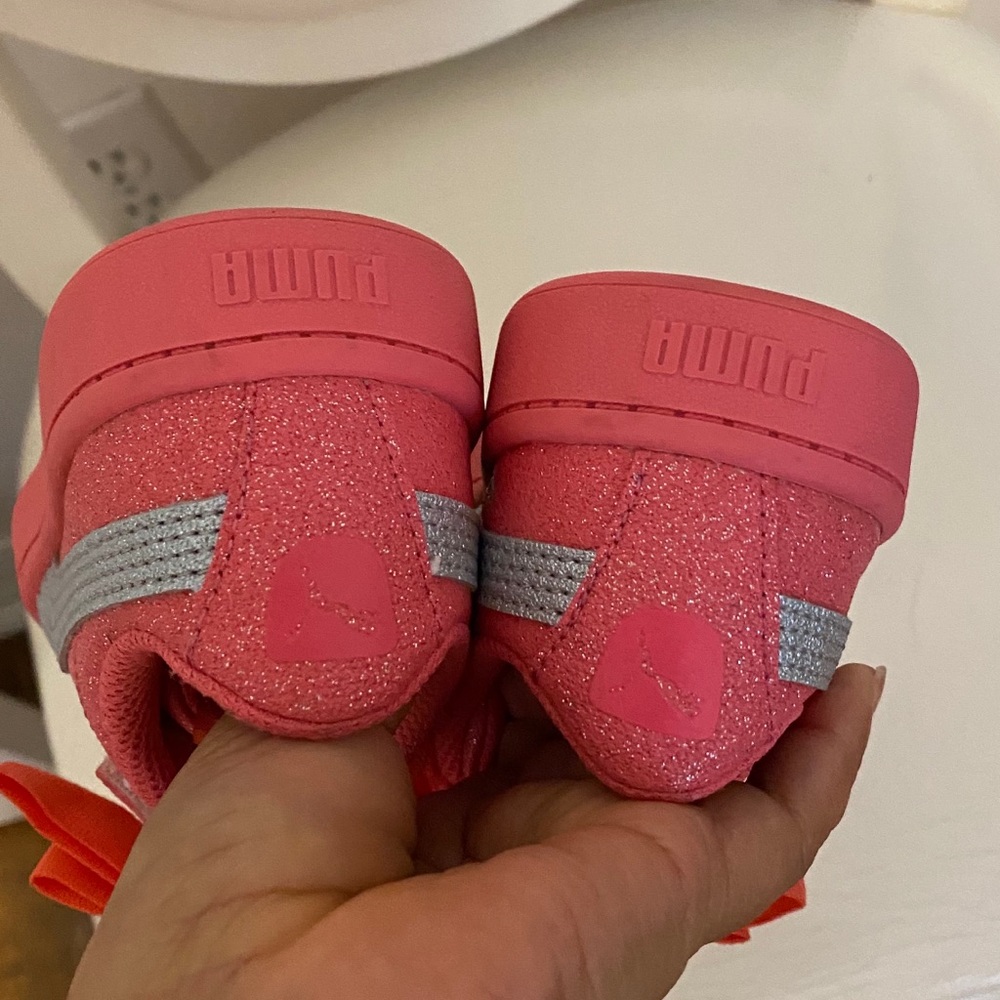 Puma - Picture 4 of 11